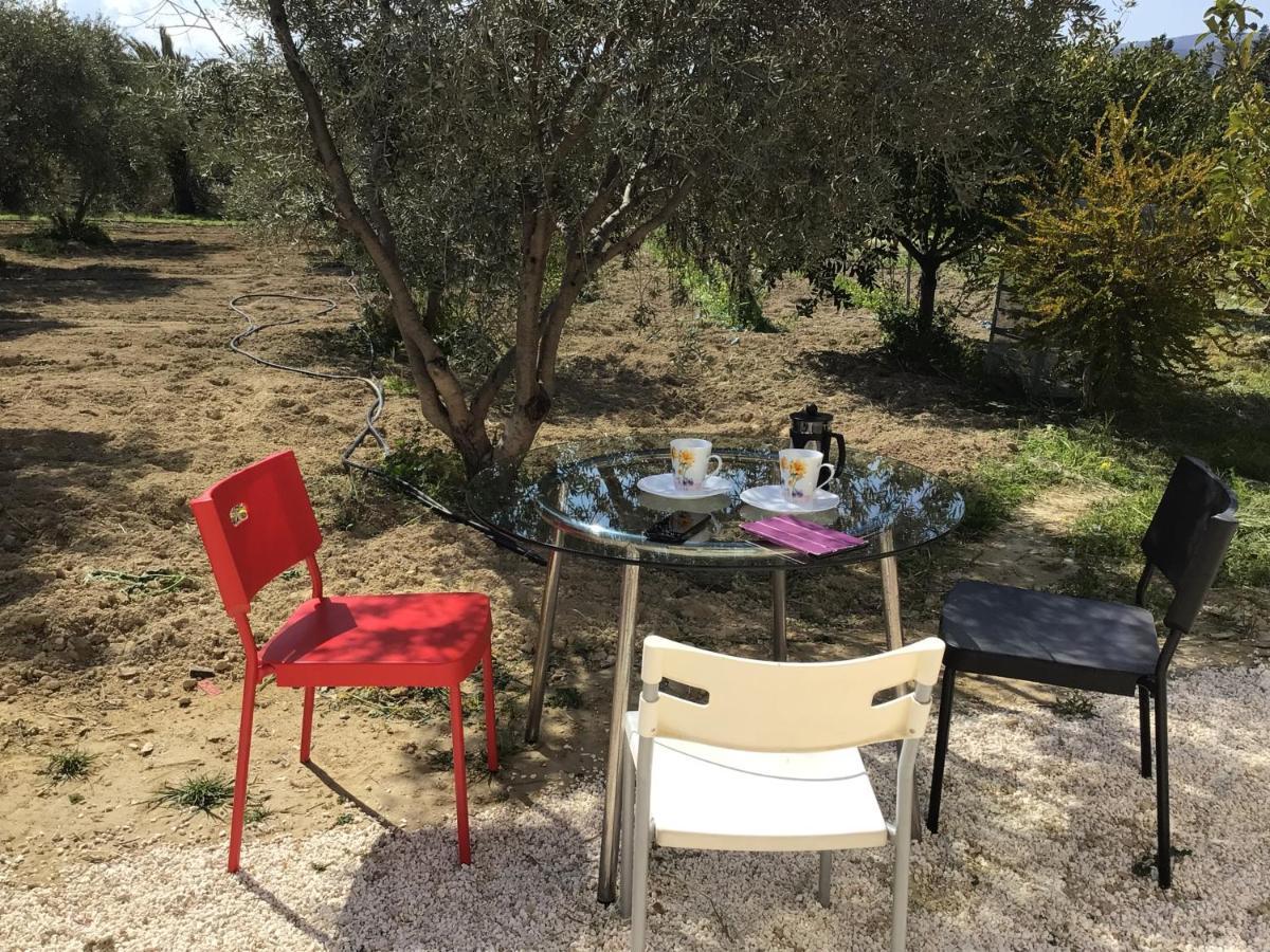 Goudhi Pervolaris Cottages 1 מראה חיצוני תמונה