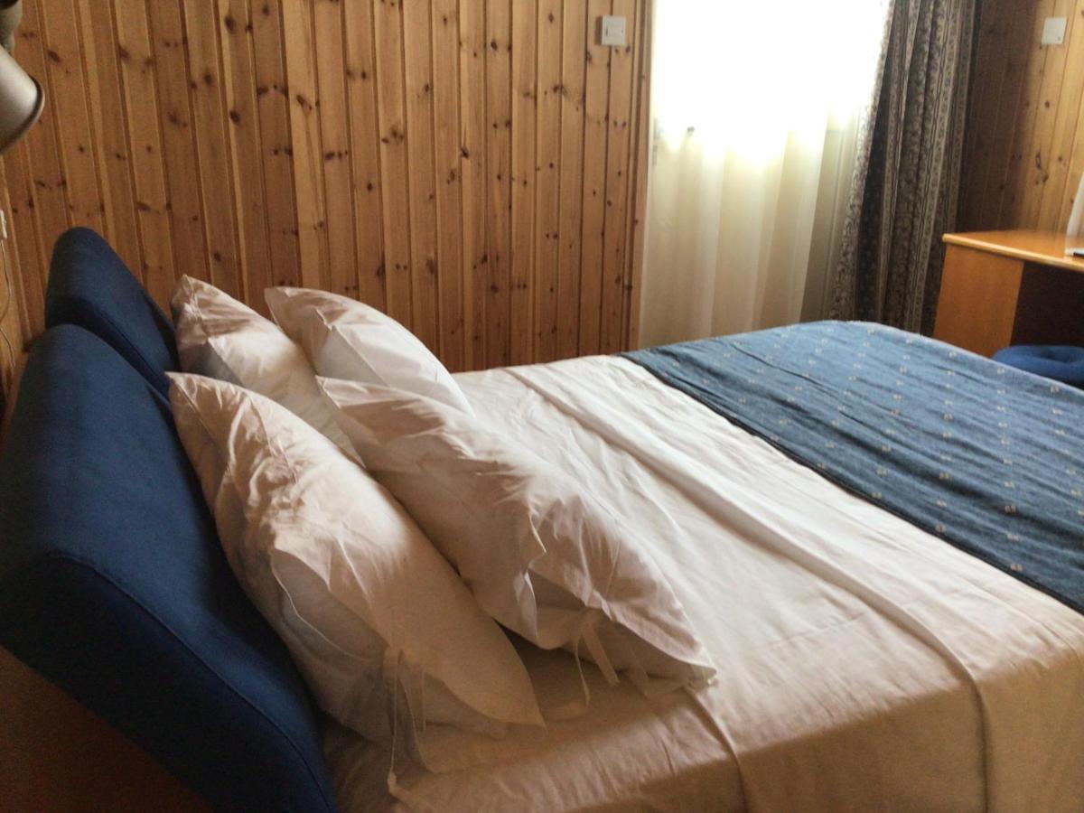 Goudhi Pervolaris Cottages 1 מראה חיצוני תמונה