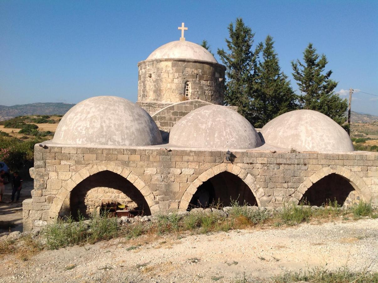 Goudhi Pervolaris Cottages 1 מראה חיצוני תמונה